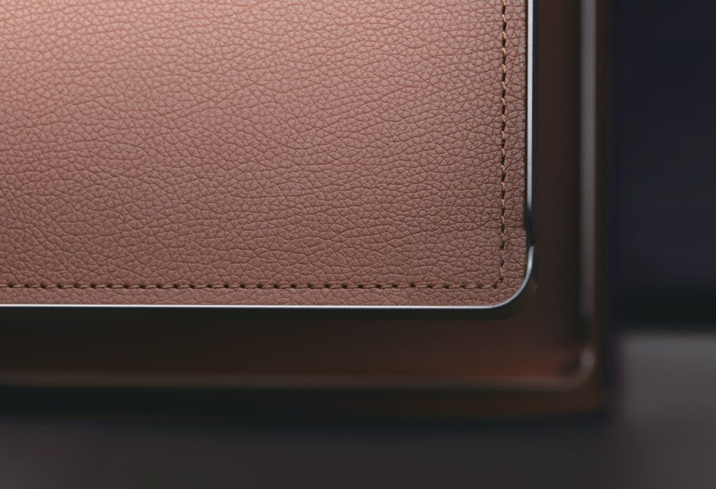 Deep/Shallow Leather Baskets